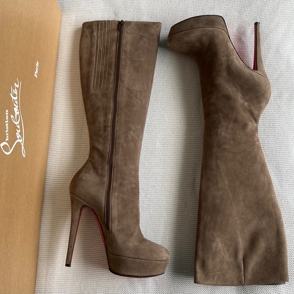 Christian Louboutin Bianca Boota 140 Suade. Size 37 or 6,5. Perfect condition. - Picture 1 of 5